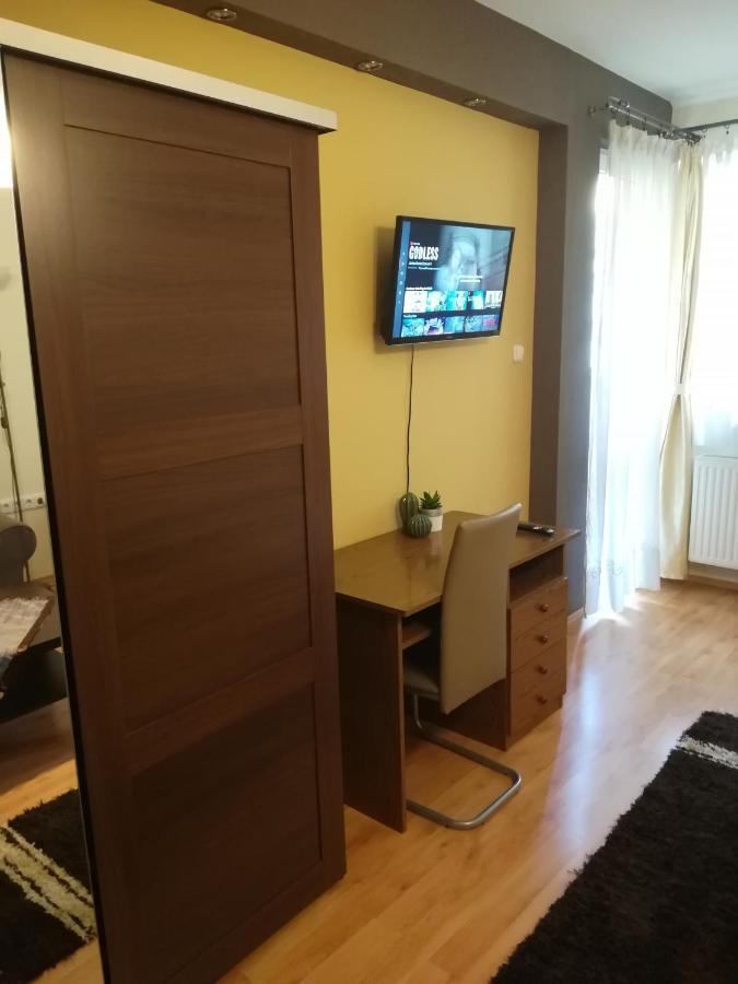 Cappuccino Apartment With Balcony And Free Parking Budapest Exterior photo